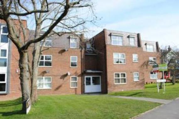2 bedroom Flat to re...